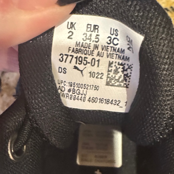 Puma Kids Black and Red Sneakers - Picture 3 of 5